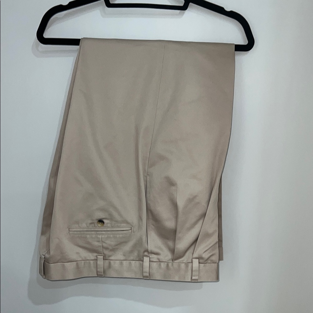Jos. A. Bank Khaki Traveler's Collection Pants